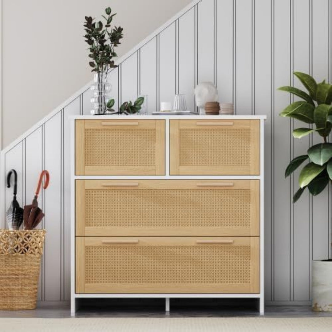Le charme du rangement avec ce buffet avec tiroirs, avec portes, coloris blanc et naturel